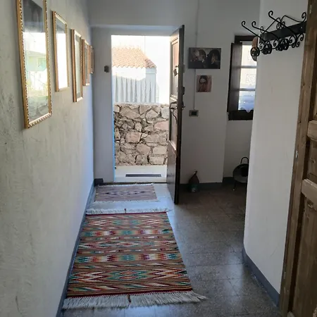 S'antalena Orgosolo
