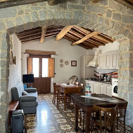 Oda ve Kahvaltı S'antalena